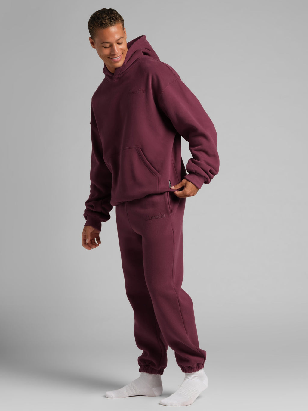 Minimalist Hoodie – Mega
