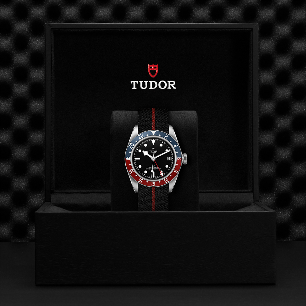 Black Bay GMT 41mm - Black on Fabric Strap