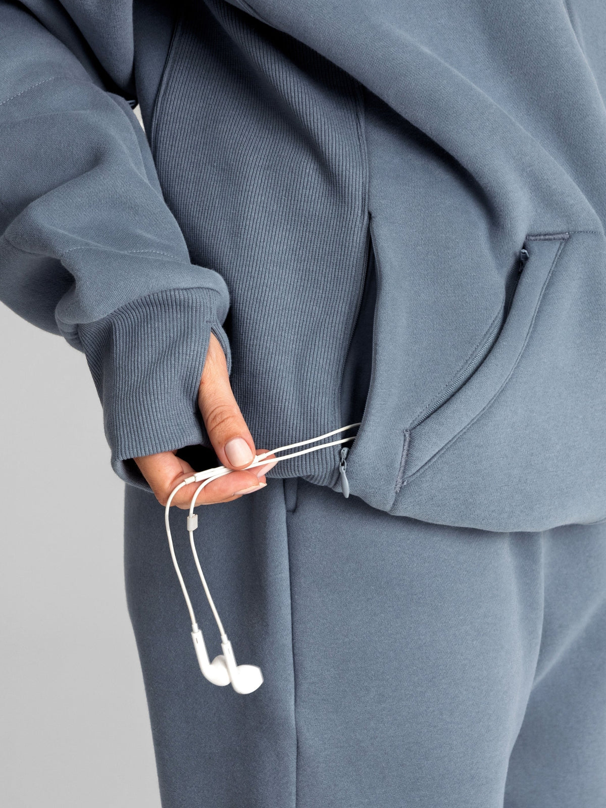 Explorer Travel Zip Hoodie – Mega