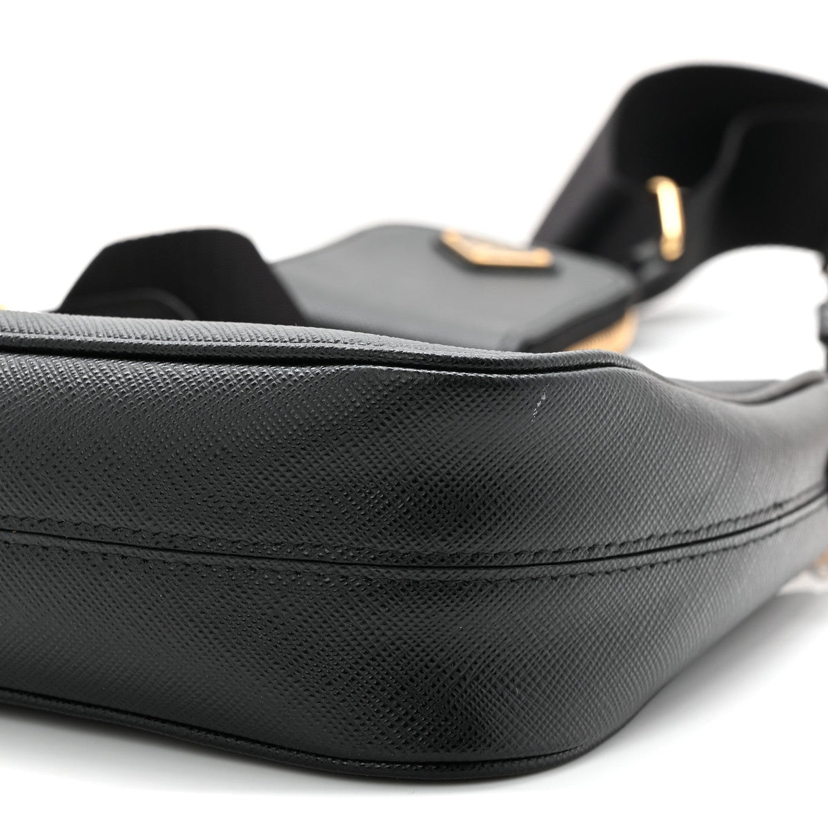 Saffiano Lux Re-Edition 2005 Shoulder Bag Black
