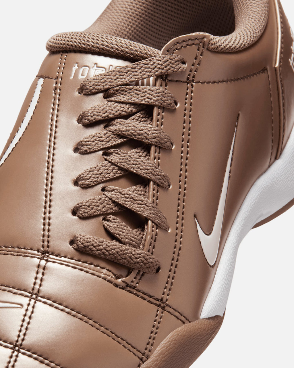 Nike Total 90 Brown