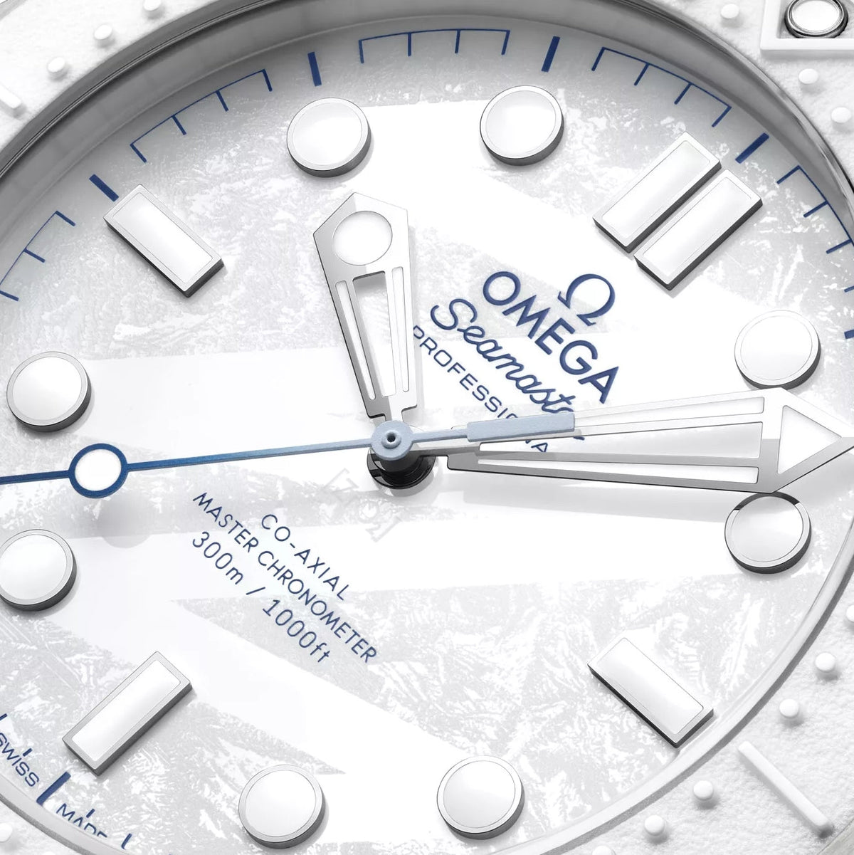 Seamaster Diver 300M Milano Cortina 2026 43.5mm - White on Rubber Strap