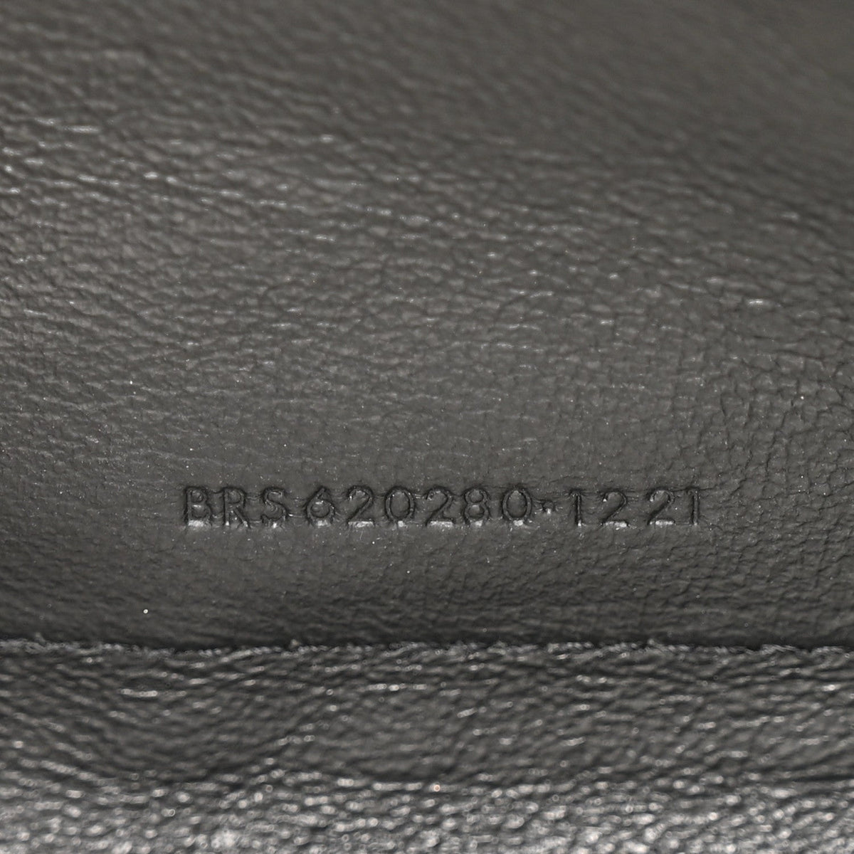 Grain De Poudre Mixed Matelasse Triquilt Monogram Chain Wallet Crema Soft