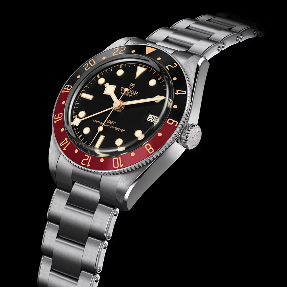 Black Bay 58 GMT 39mm - Black, Burgundy Bezel on 3-Link Bracelet
