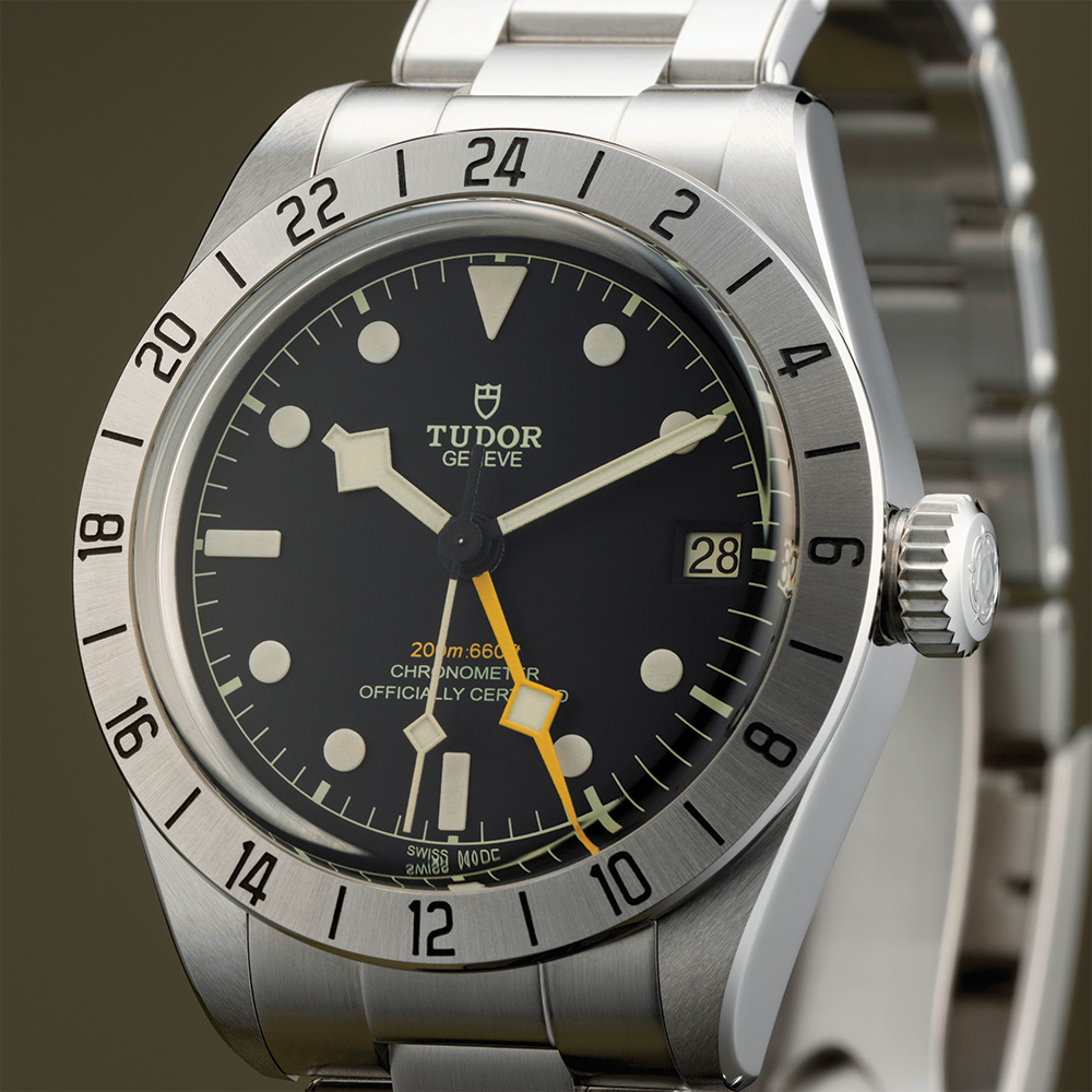 Black Bay Pro GMT 39mm - Black on Bracelet