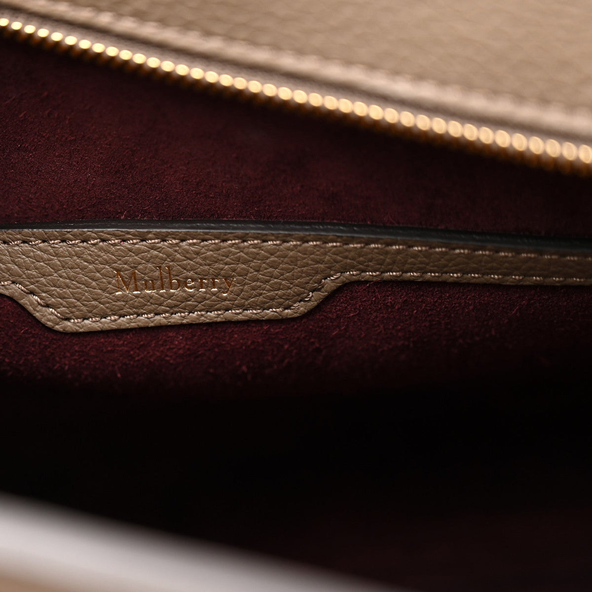 Classic Grain Small Zipped Bayswater Clay