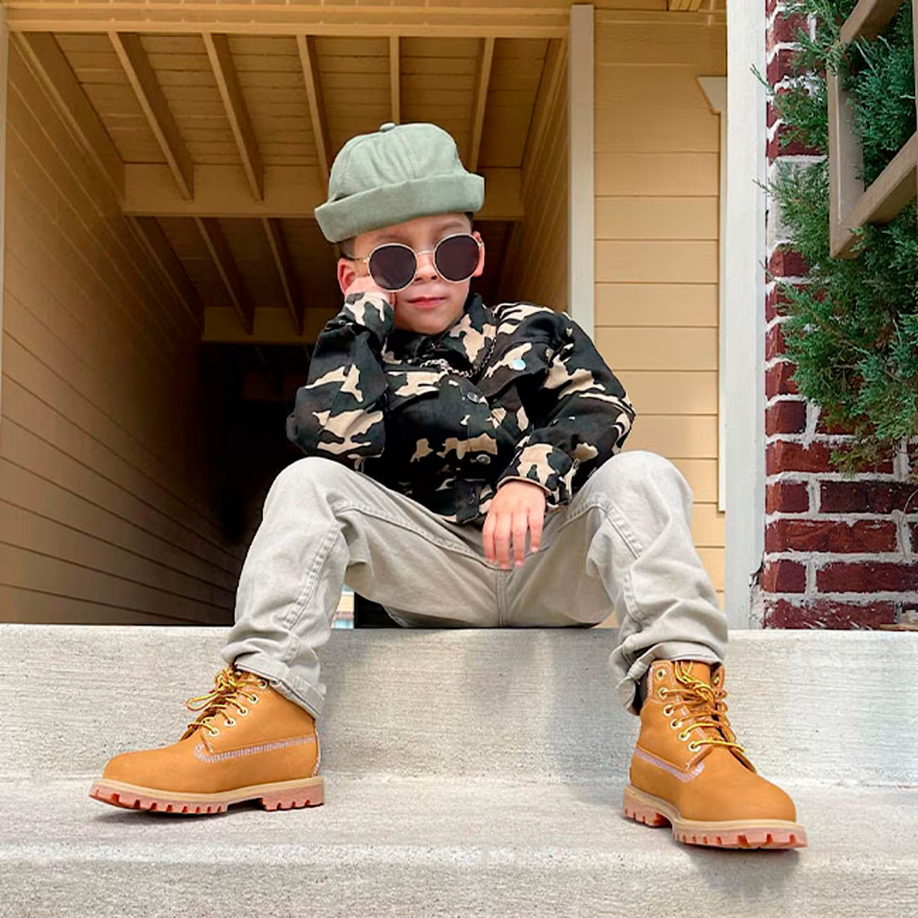Timberland Premium 6-Inch Waterproof Boot - Youth Sneakers