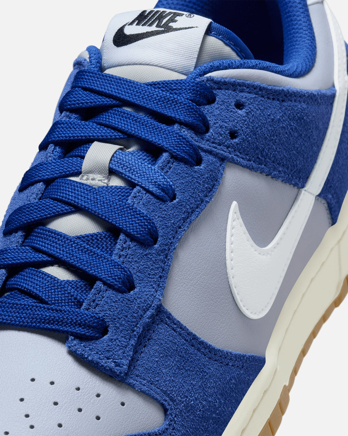Nike Dunk Low Retro SE Grey