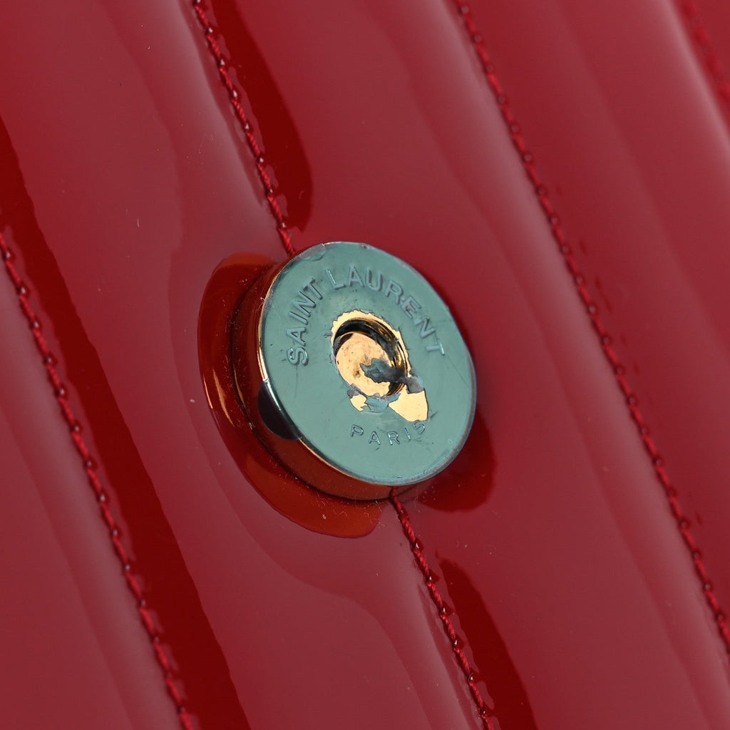 Patent Calfskin Matelasse Vicky Chain Wallet Rouge Eros