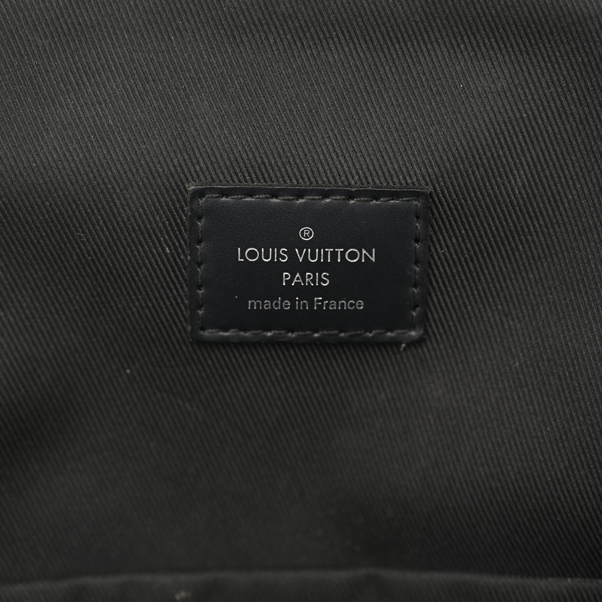 Damier Graphite Avenue Sling Bag Onyx Silver