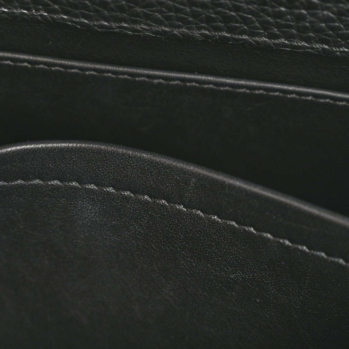 Taurillon Mini Capucines Black