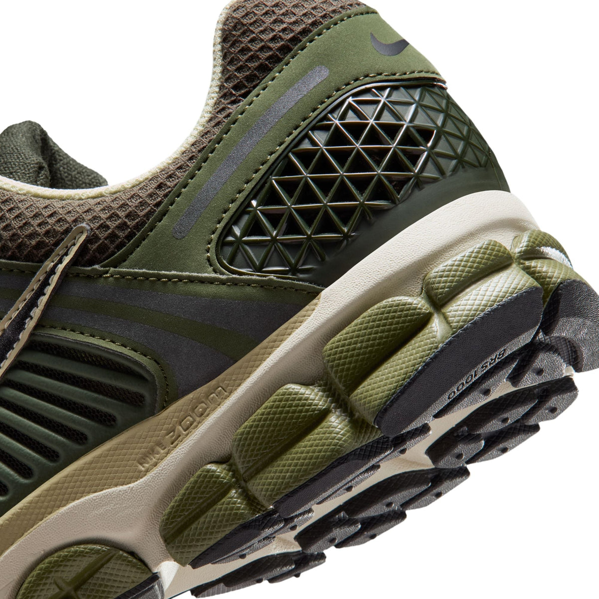 Nike Zoom Vomero 5 SE - Men's