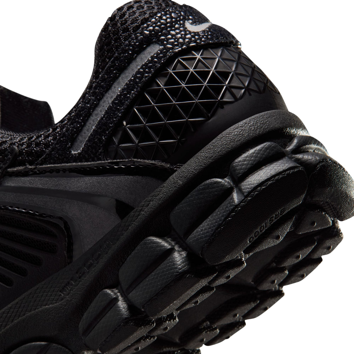 Nike Zoom Vomero 5 - Women's