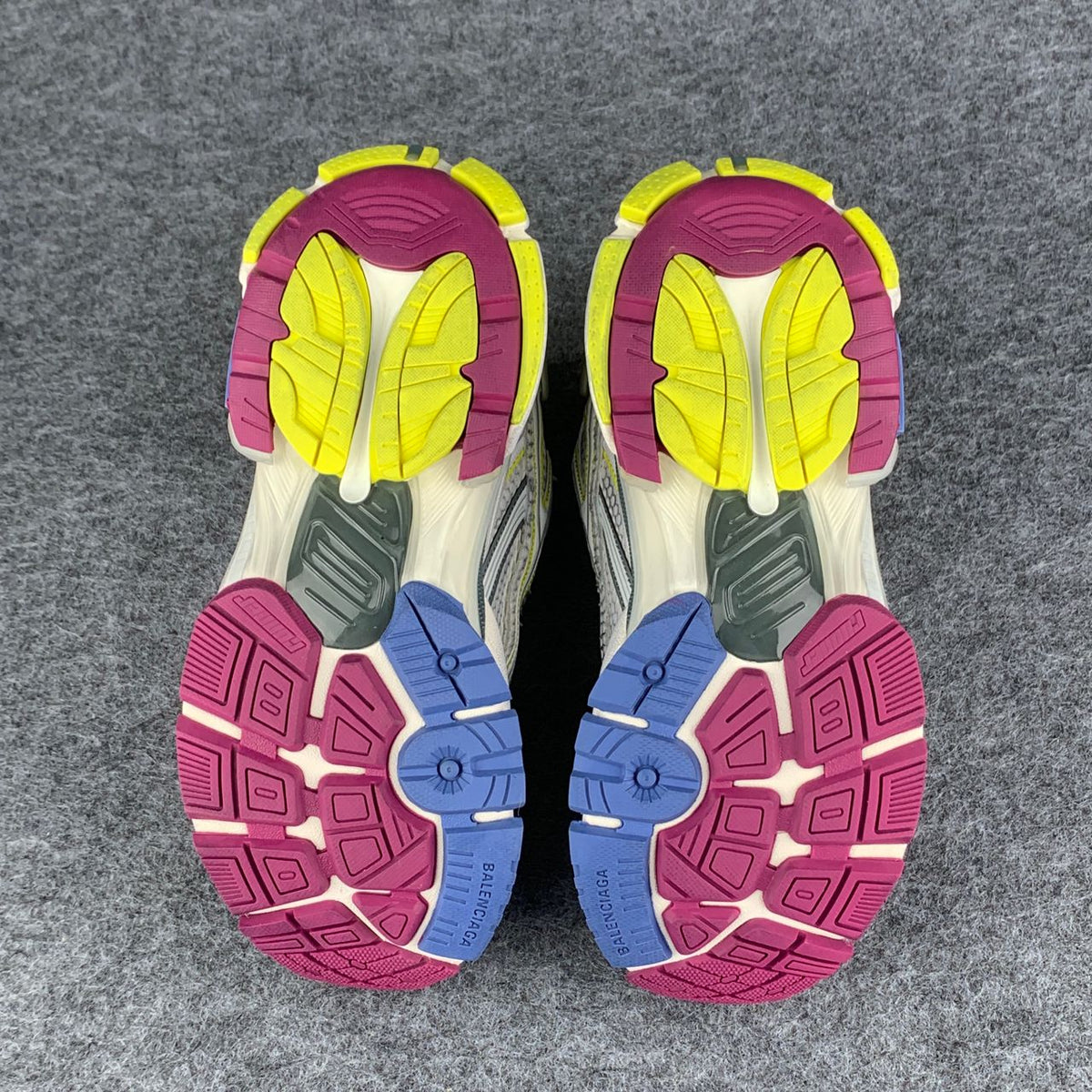 Balenciaga Wmns Runner Sneaker 'Worn-Out - White Purple Blue'