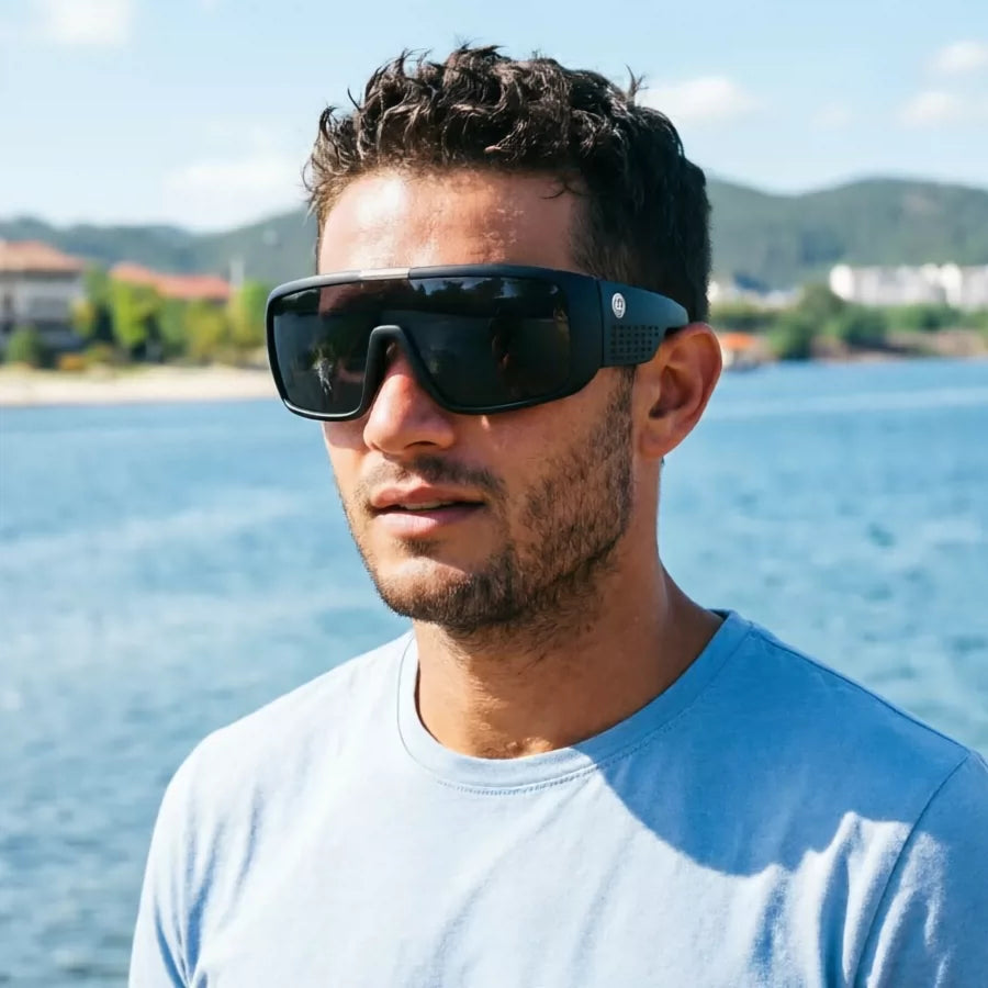 Men's one-piece polarized sunglasses, fashionable sports and leisure windproof glasses, integrated sunglasses, men's sand black glasses, wide legs