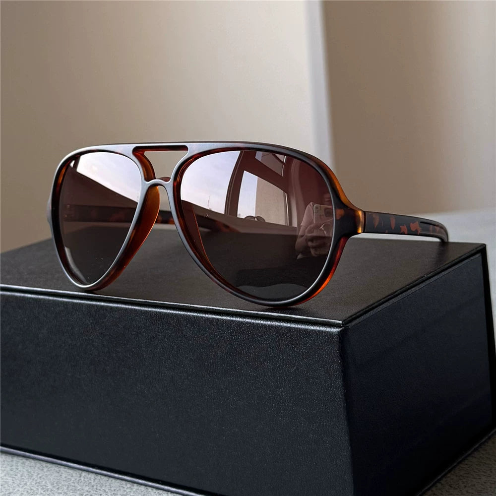 Men's polarized sunglasses, women's toad glasses, black tortoiseshell brown light gray sunglasses, sunscreen polarized glasses, small face