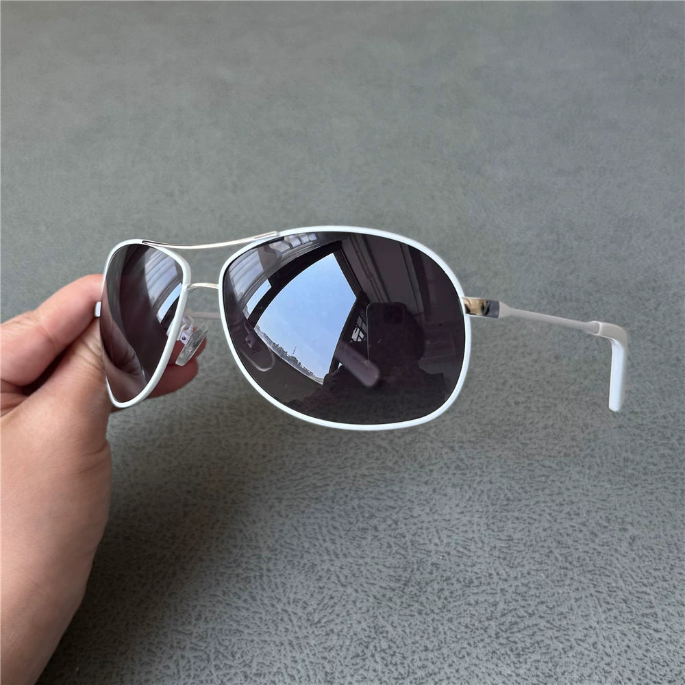Personalized white toad mirror men's and women's sunglasses, face shape sunglasses, sunscreen glasses, fresh white frame retro