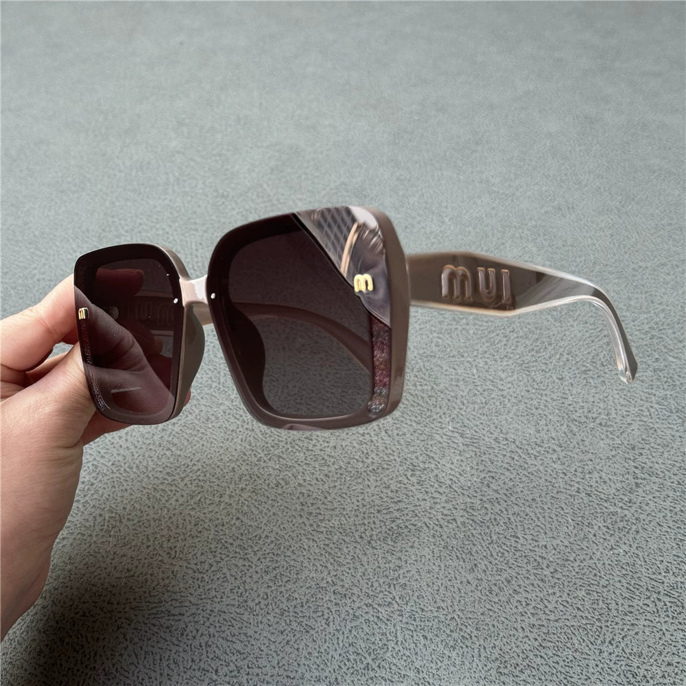 Sparkling pink white women's polarized sunglasses, women's coffee frame sunglasses, high-end and trendy, UV resistant, large frame, slimming effect