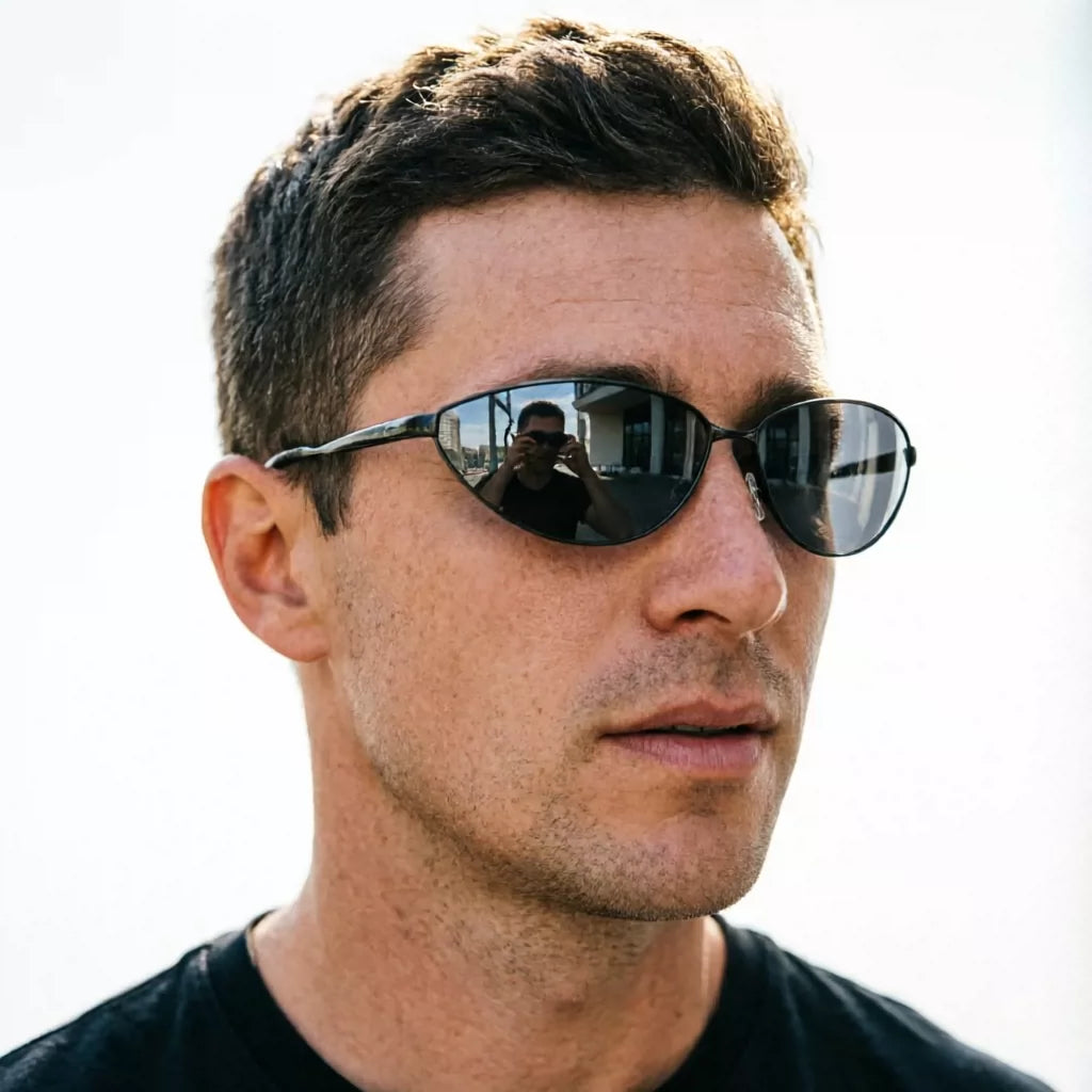 Retro Men's Polarized Sunglasses Black Sunglasses Personalized European and American Fashion Triangle Frame Type Not Picking Face, Covering Face, Showing Thinner