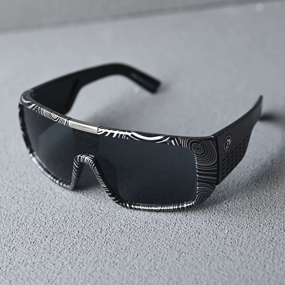 Men's one-piece polarized sunglasses, fashionable sports and leisure windproof glasses, integrated sunglasses, men's sand black glasses, wide legs