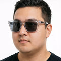 胖脸加宽男士偏光太阳镜休闲运动墨镜方形大脸时尚胖脸显瘦变色