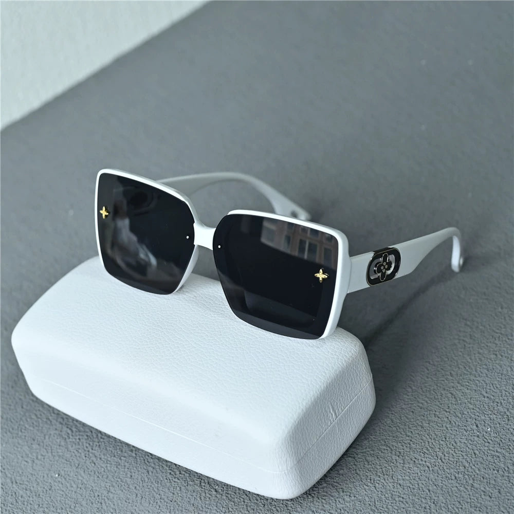 Big red women's sunglasses square sunglasses women's high-end clover gradient sunglasses UV resistant