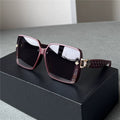 Red framed TR90 material polarized UV resistant women's sunglasses look slim, trendy, light luxury square sunglasses