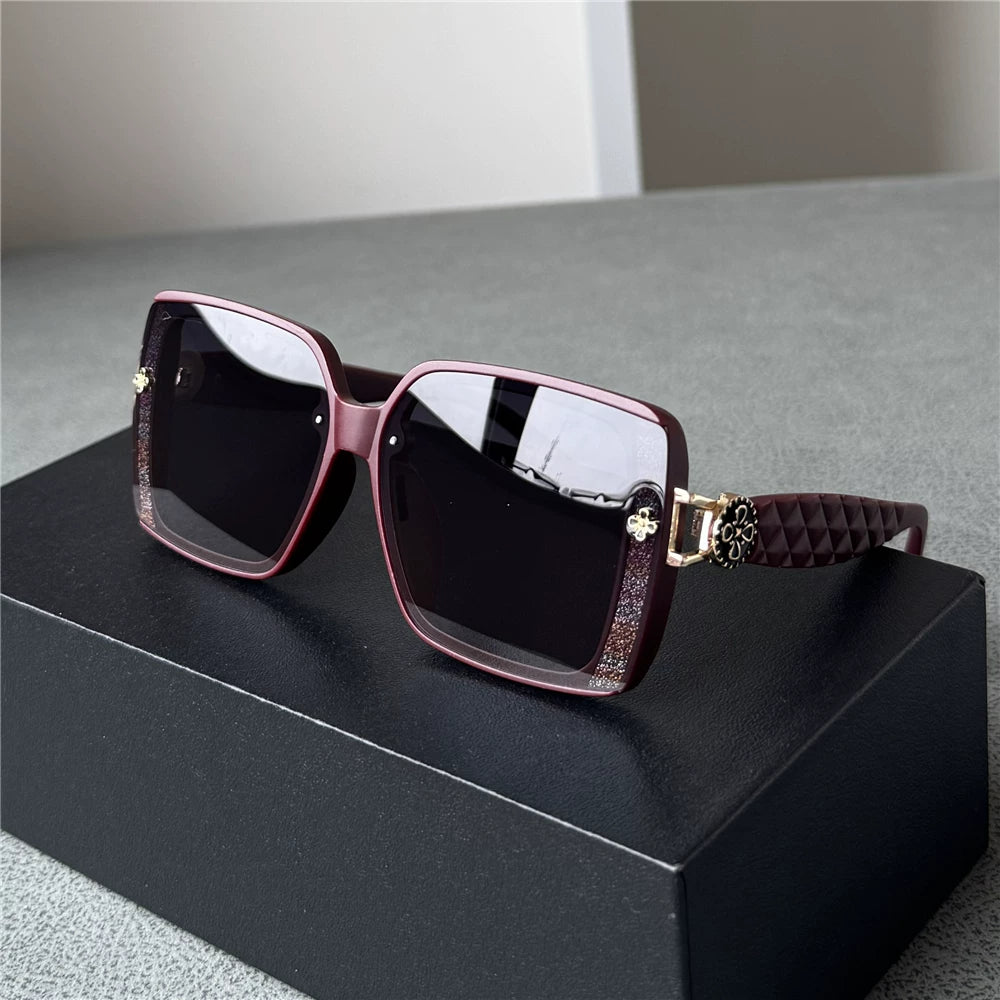 Red framed TR90 material polarized UV resistant women's sunglasses look slim, trendy, light luxury square sunglasses