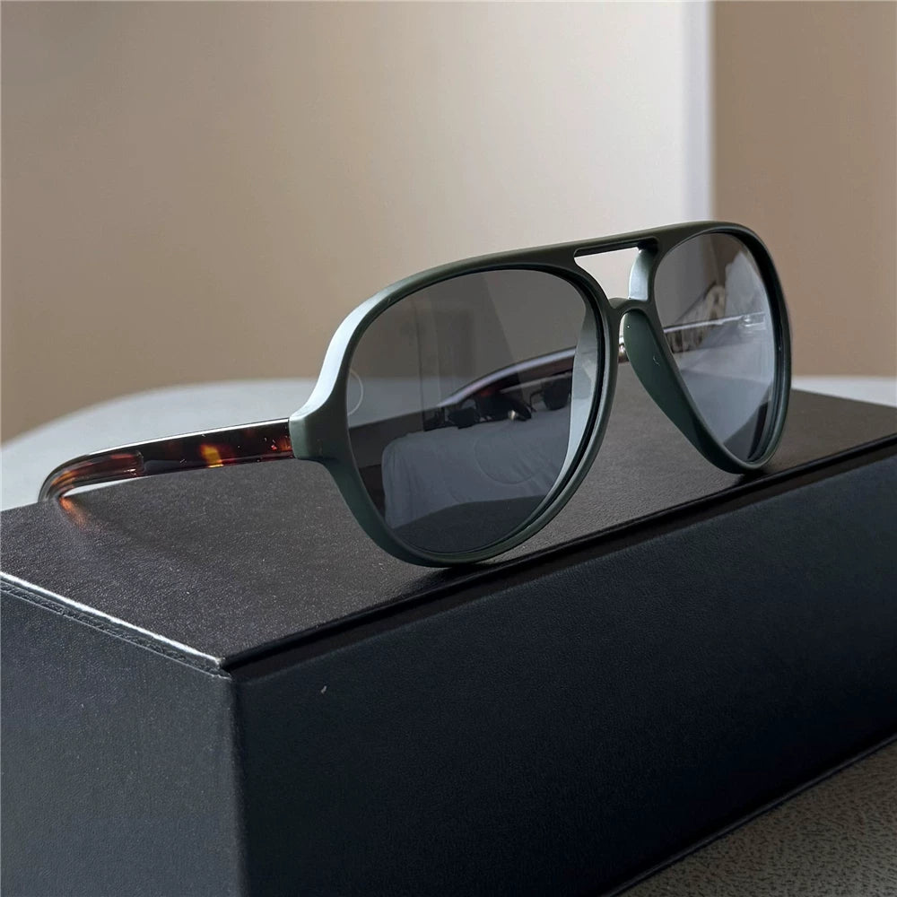 Men's polarized sunglasses, women's toad glasses, black tortoiseshell brown light gray sunglasses, sunscreen polarized glasses, small face