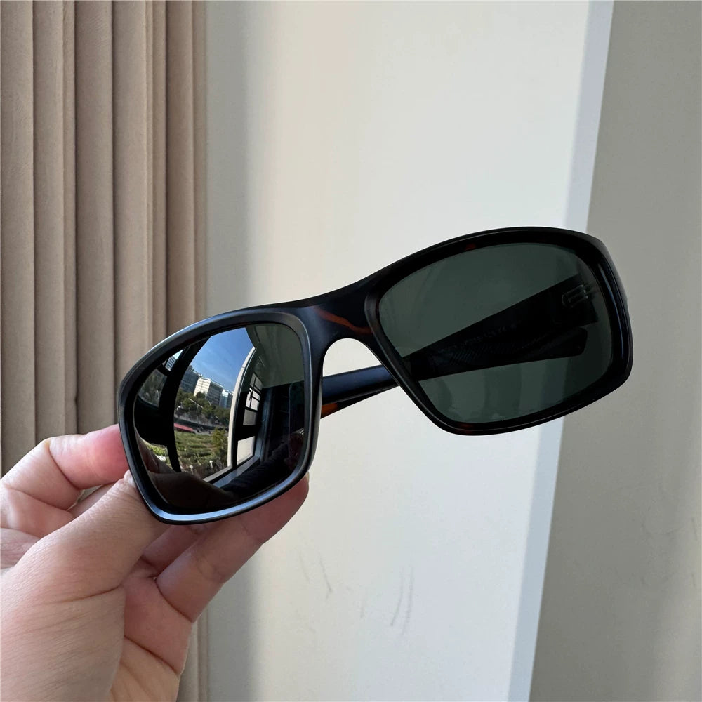 Outdoor sports men's polarized sunglasses windproof sunglasses casual sunglasses TR90 light and sturdy driving tortoiseshell dark green