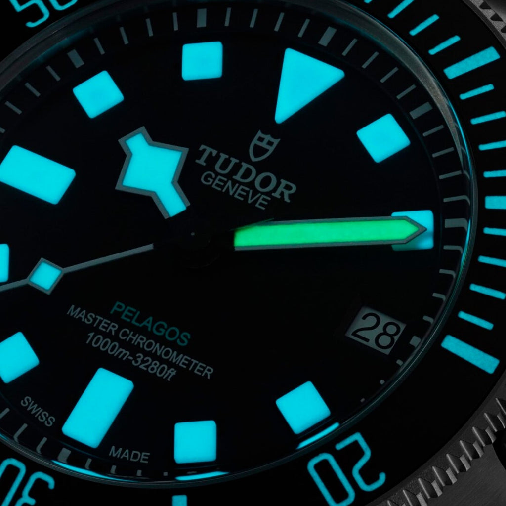 Pelagos Ultra Titanium 43mm - Black on Bracelet w/ Extra Rubber Strap