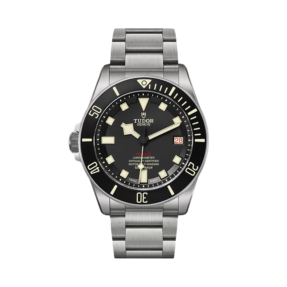 Pelagos LHD Titanium 42mm - Black on Bracelet w/ Extra Rubber Strap