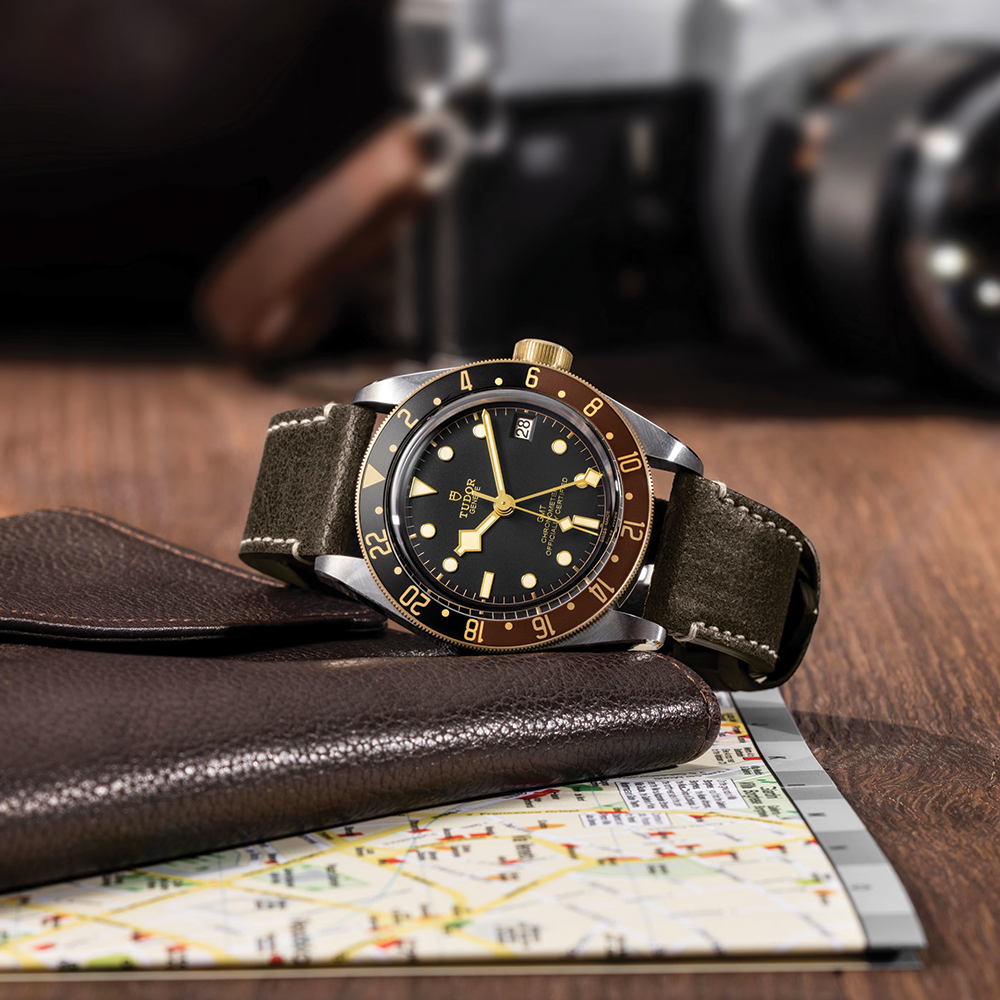 Black Bay GMT S&G 41mm - Black on Leather Strap