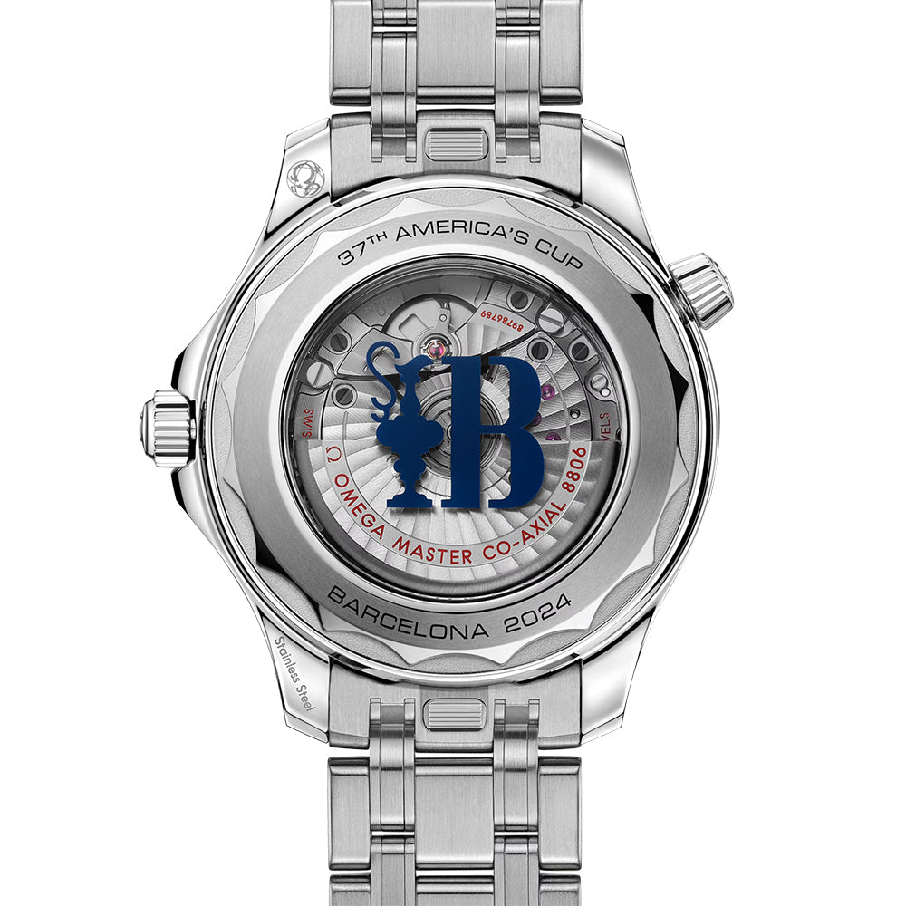 Seamaster Diver 300M America's Cup 42mm - White on Bracelet