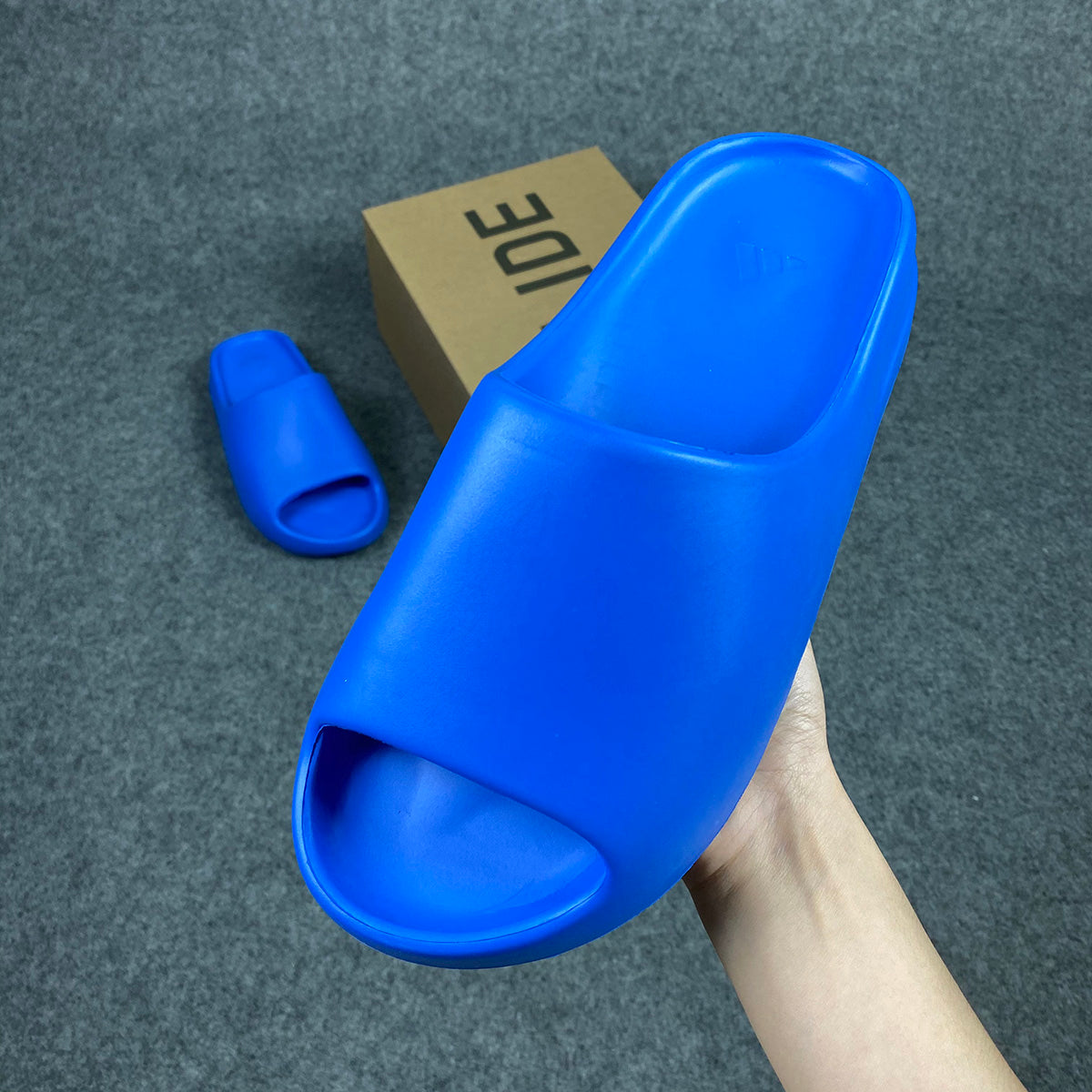 Yeezy Slides 'Enfora'