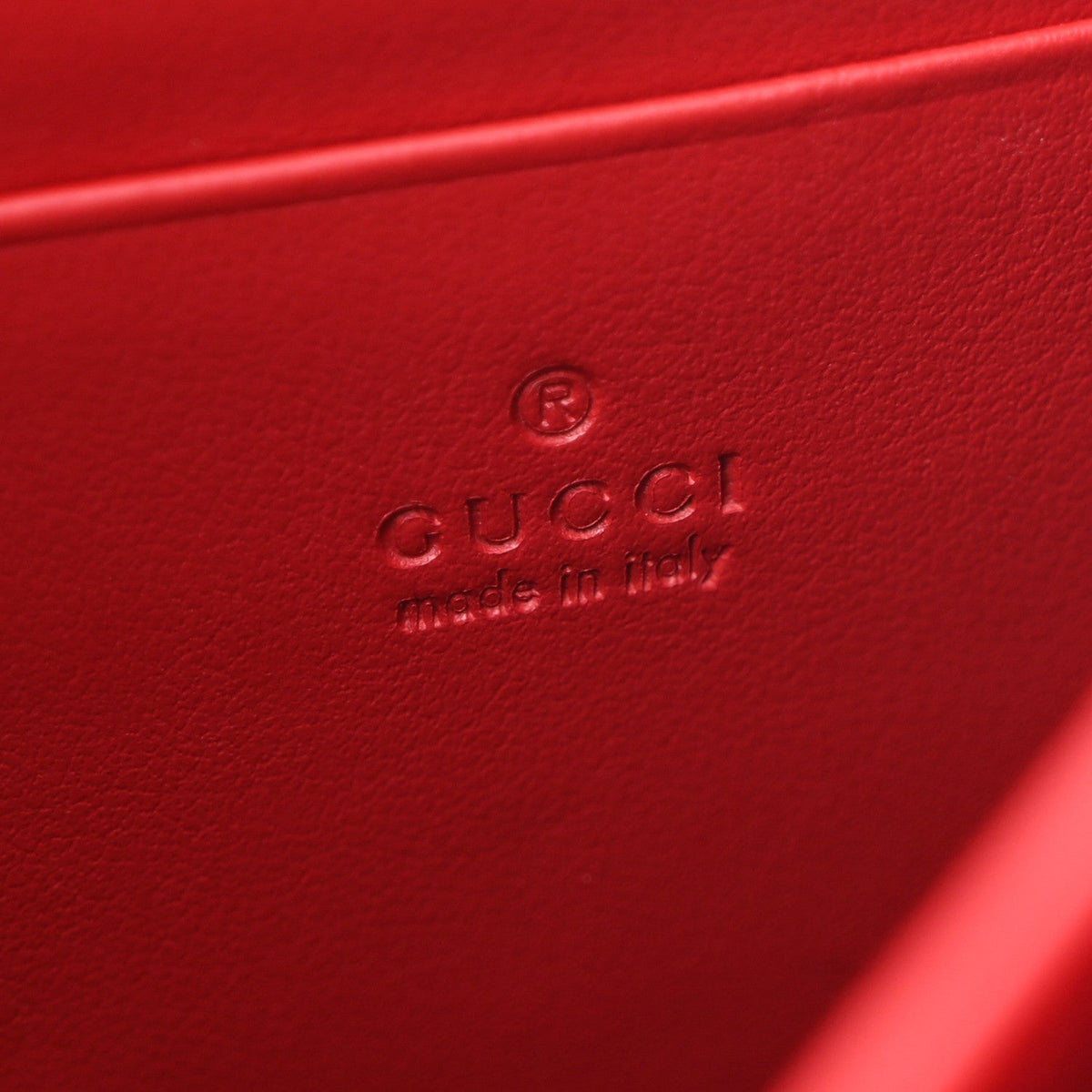 Calfskin Matelasse GG Marmont Chain Wallet Hibiscus Red