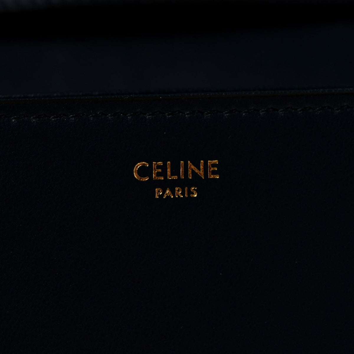 Smooth Calfskin Medium Tabou Navy Blue
