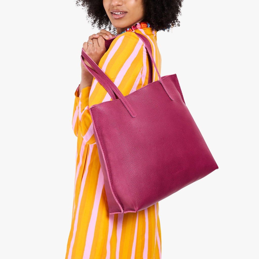 August Tote
