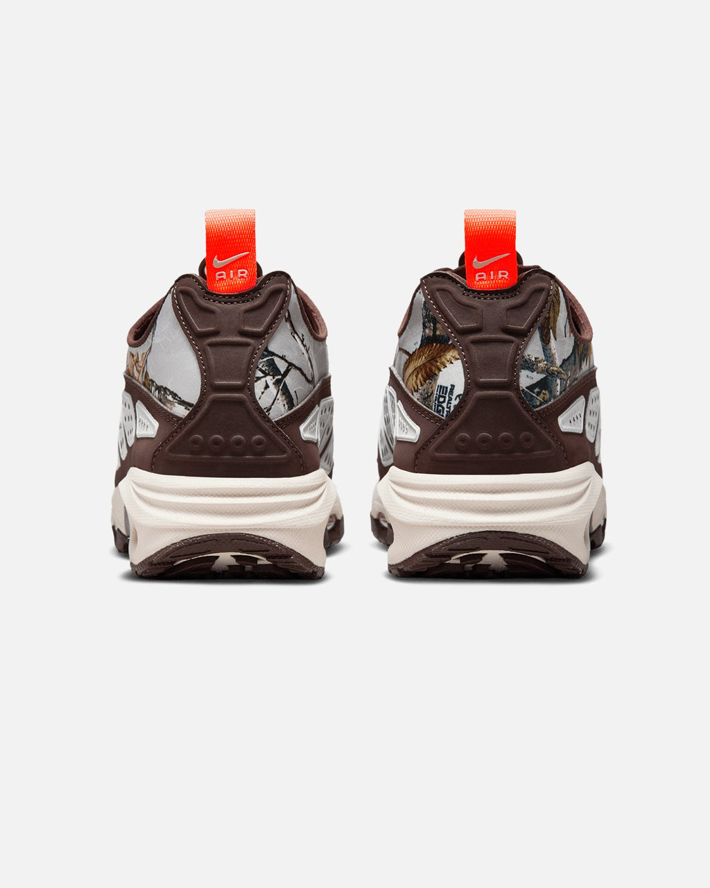 Nike Women's Air Max SNDR Lt Orewood Brown