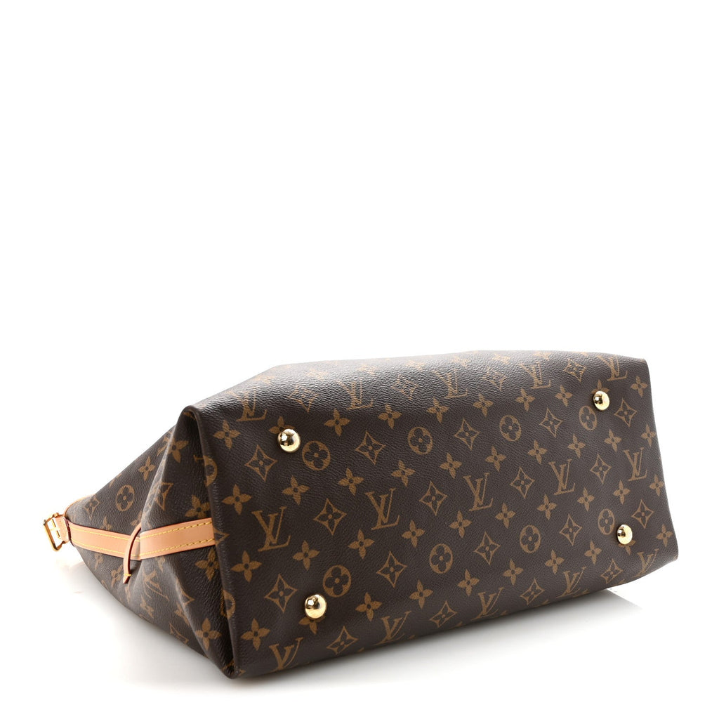 Monogram CarryAll MM
