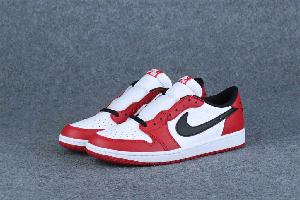 Air Jordan 1 Retro Low OG 'Chicago' 2025
