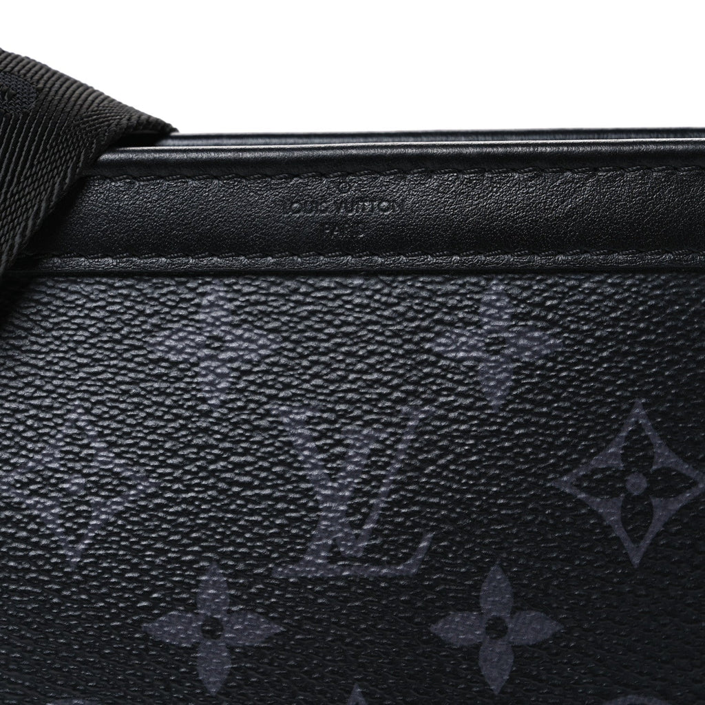 Reverse Monogram Eclipse Gaston Wearable Wallet