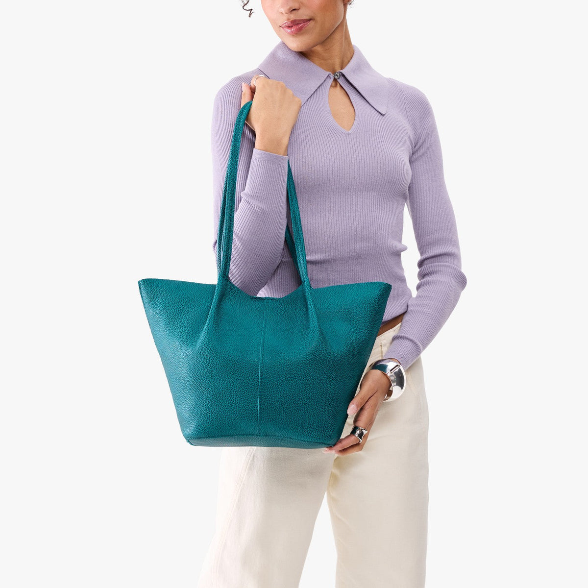 Devan Bucket Tote