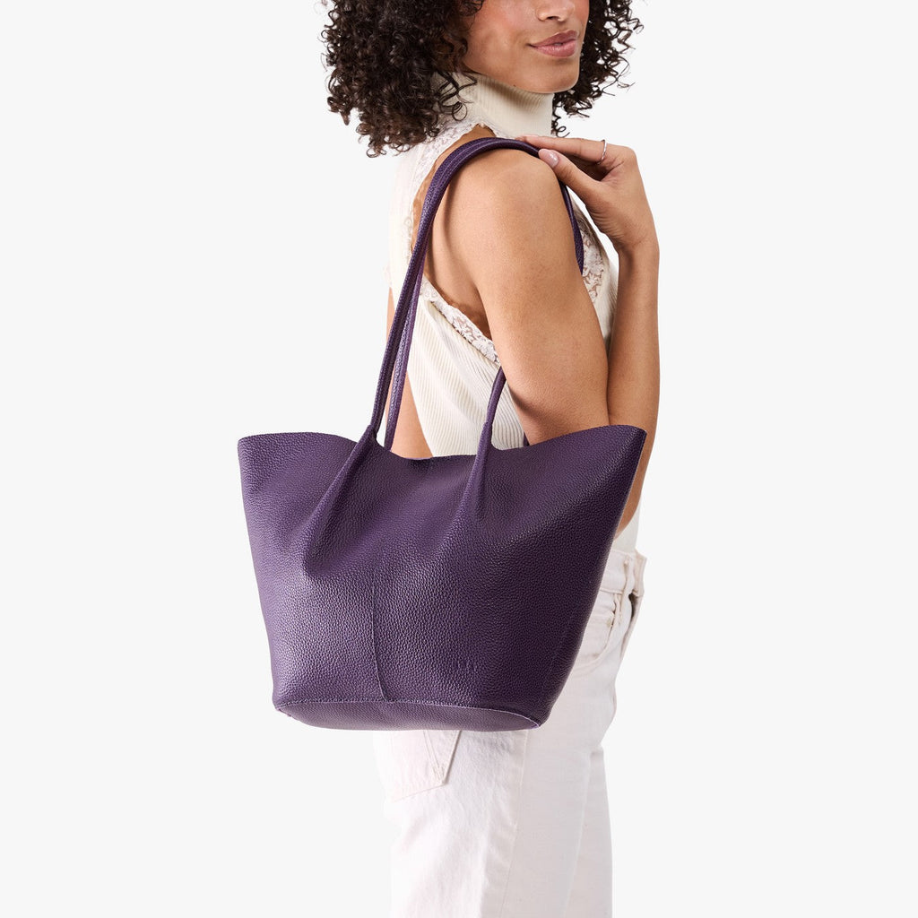 Devan Bucket Tote