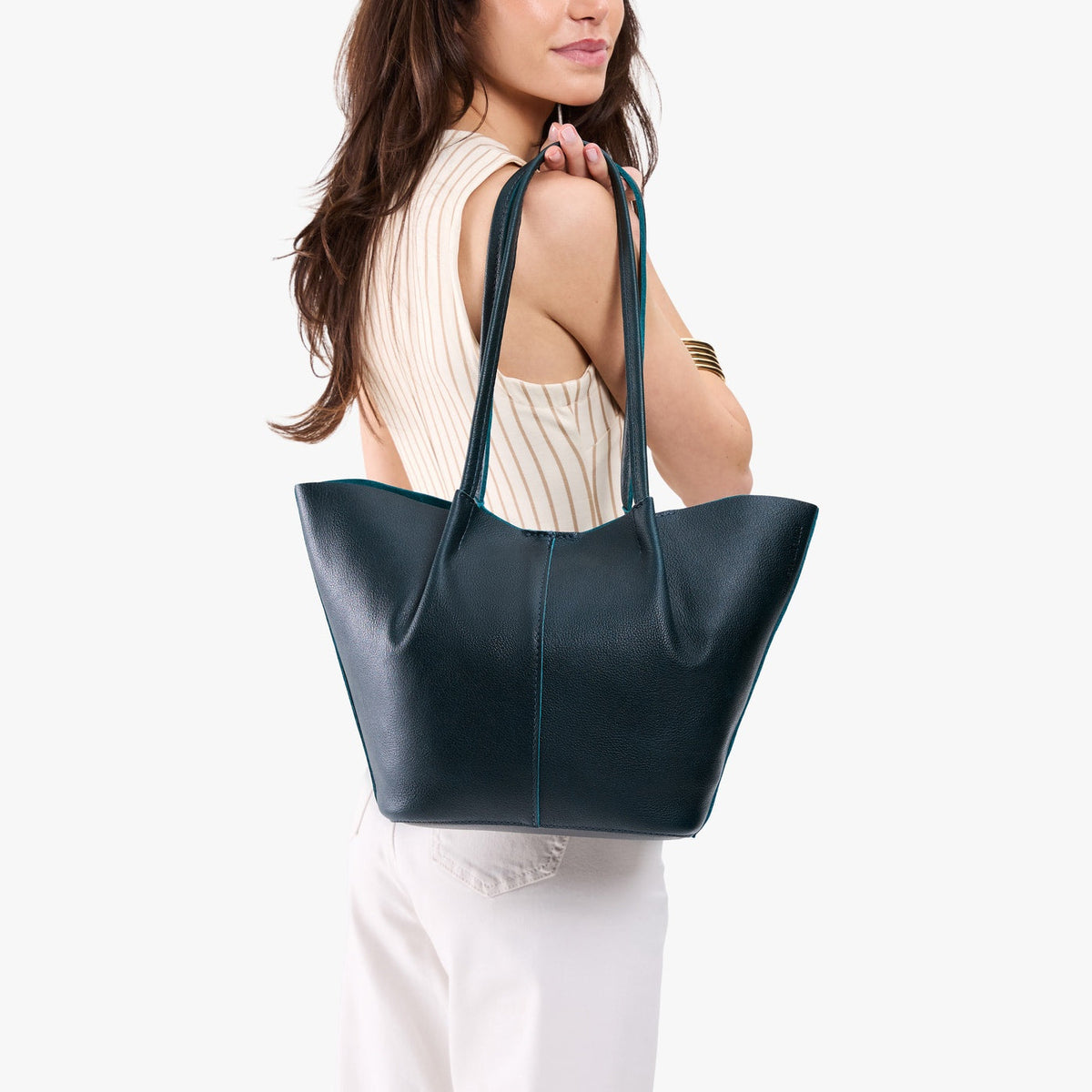 Devan Bucket Tote