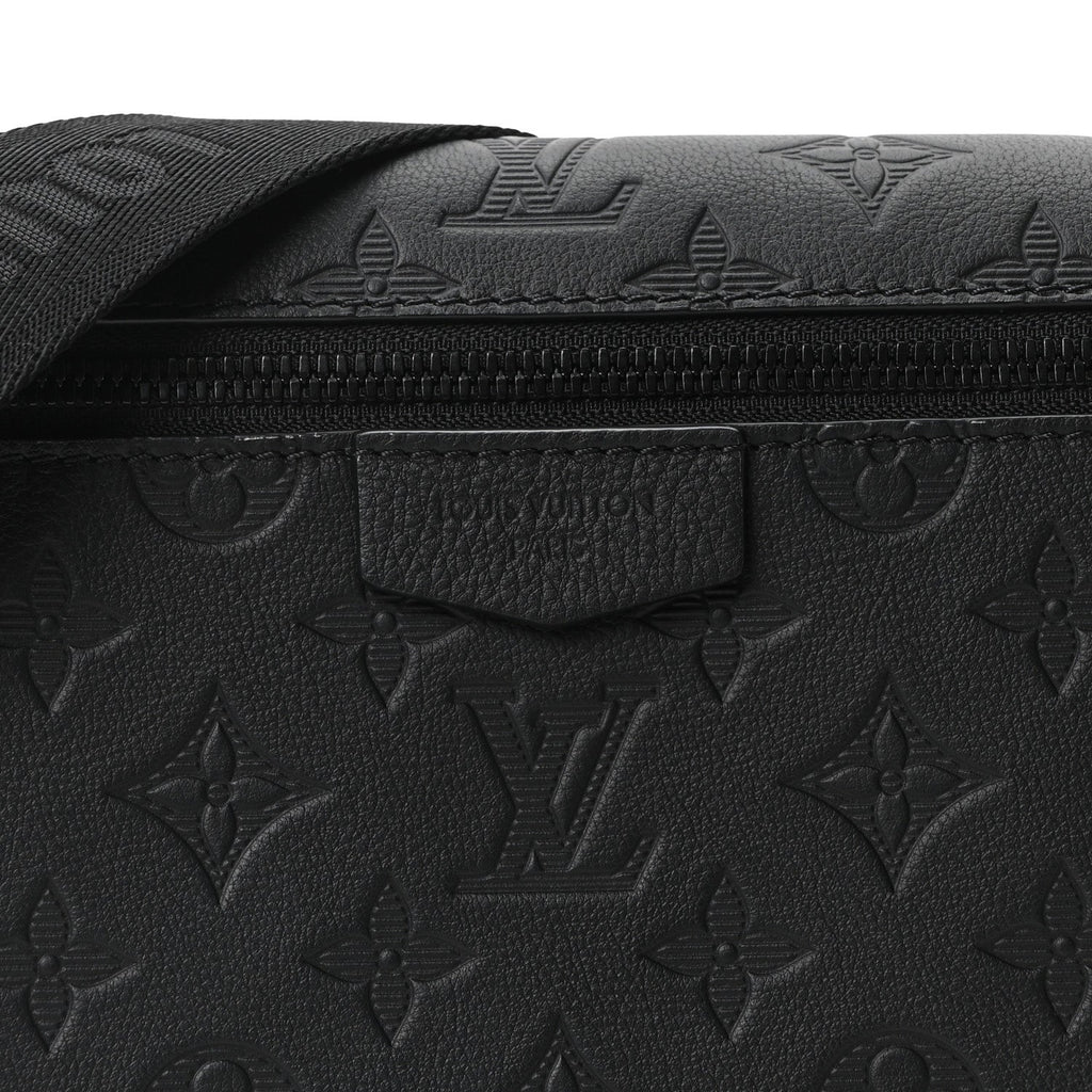 Calfskin Monogram Shadow Pulse Messenger  Black