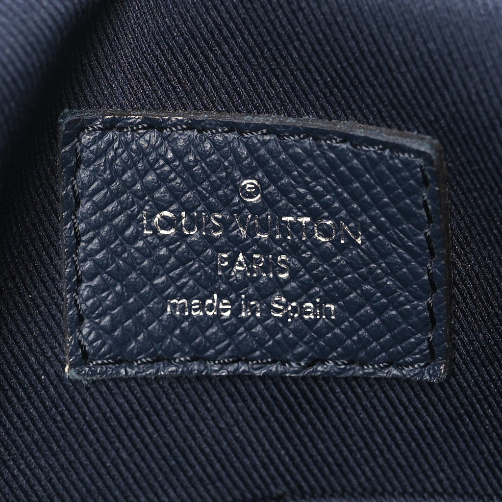 Damier Azur Matchpoint Messenger
