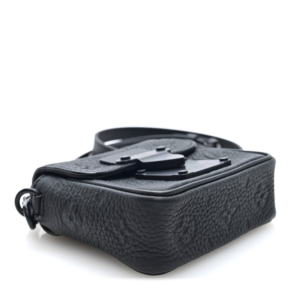 Taurillon Monogram Pico S Lock Ultra Black