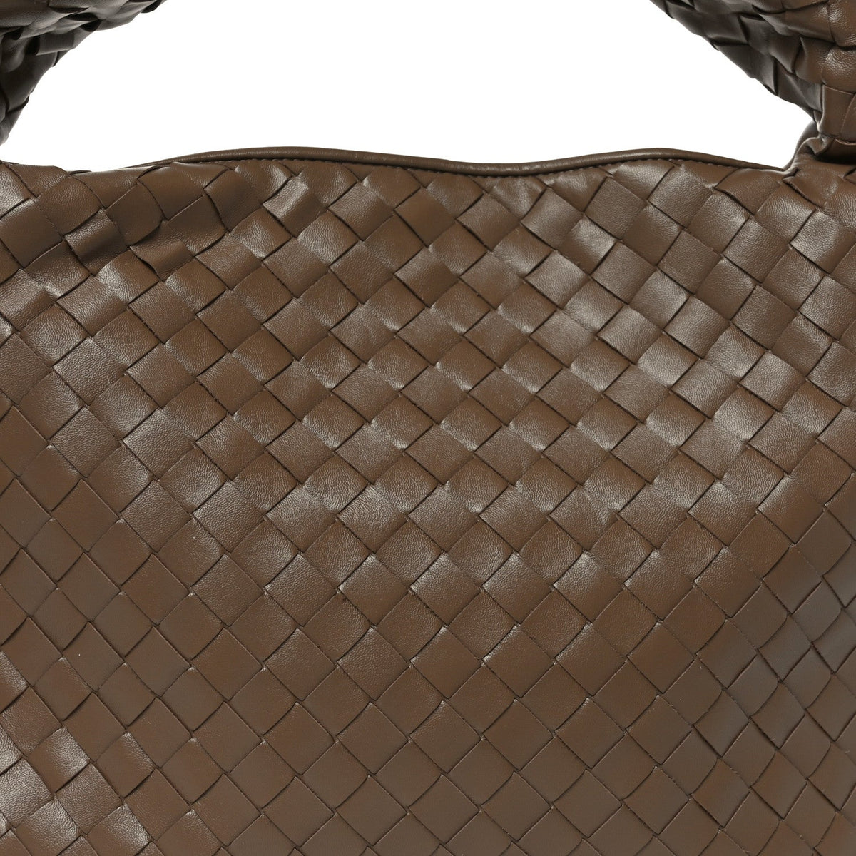 Calfskin Intrecciato Small Hop Pinecone