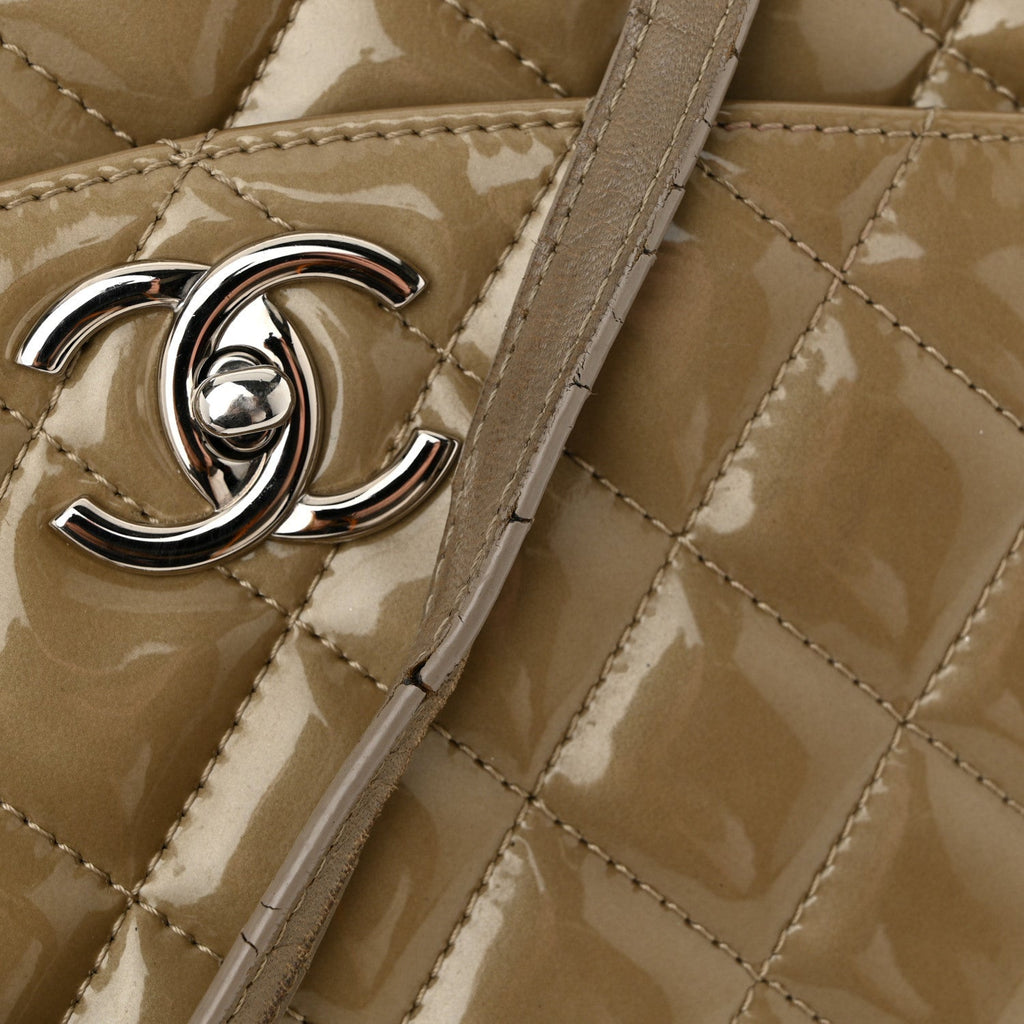 Patent Quilted Accordion Shopping Tote Beige